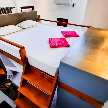 Jungle Escape Hiriketiya Hotell Dikwella Eksteriør bilde