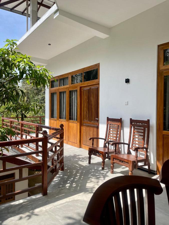 Jungle Escape Hiriketiya Hotell Dikwella Eksteriør bilde