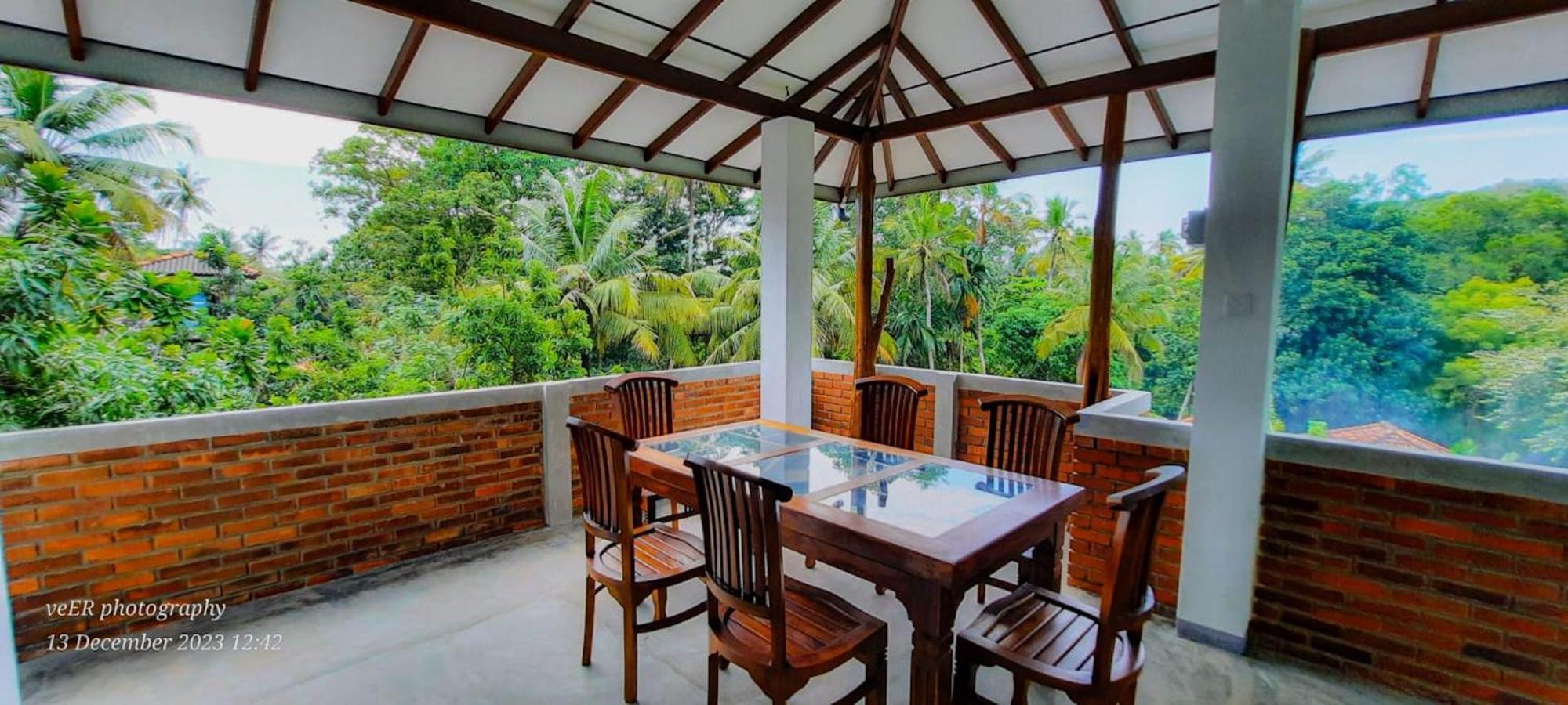 Jungle Escape Hiriketiya Hotell Dikwella Eksteriør bilde